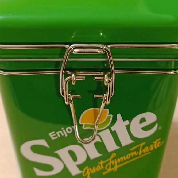 Coca Cola Sprite Kitchen Tin Storage Canister Cookie Jar Tea - Picture 9 of 12